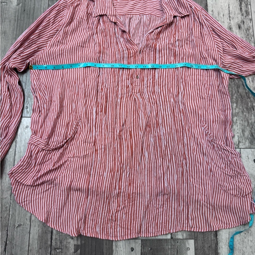 Free People FP One Viscose Oxford Shirt Oversized Button Up Boho Medium - Picture 3 of 6